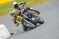 enduro-digital-images;event-digital-images;eventdigitalimages;mallory-park;mallory-park-photographs;mallory-park-trackday;mallory-park-trackday-photographs;no-limits-trackdays;peter-wileman-photography;racing-digital-images;trackday-digital-images;trackday-photos